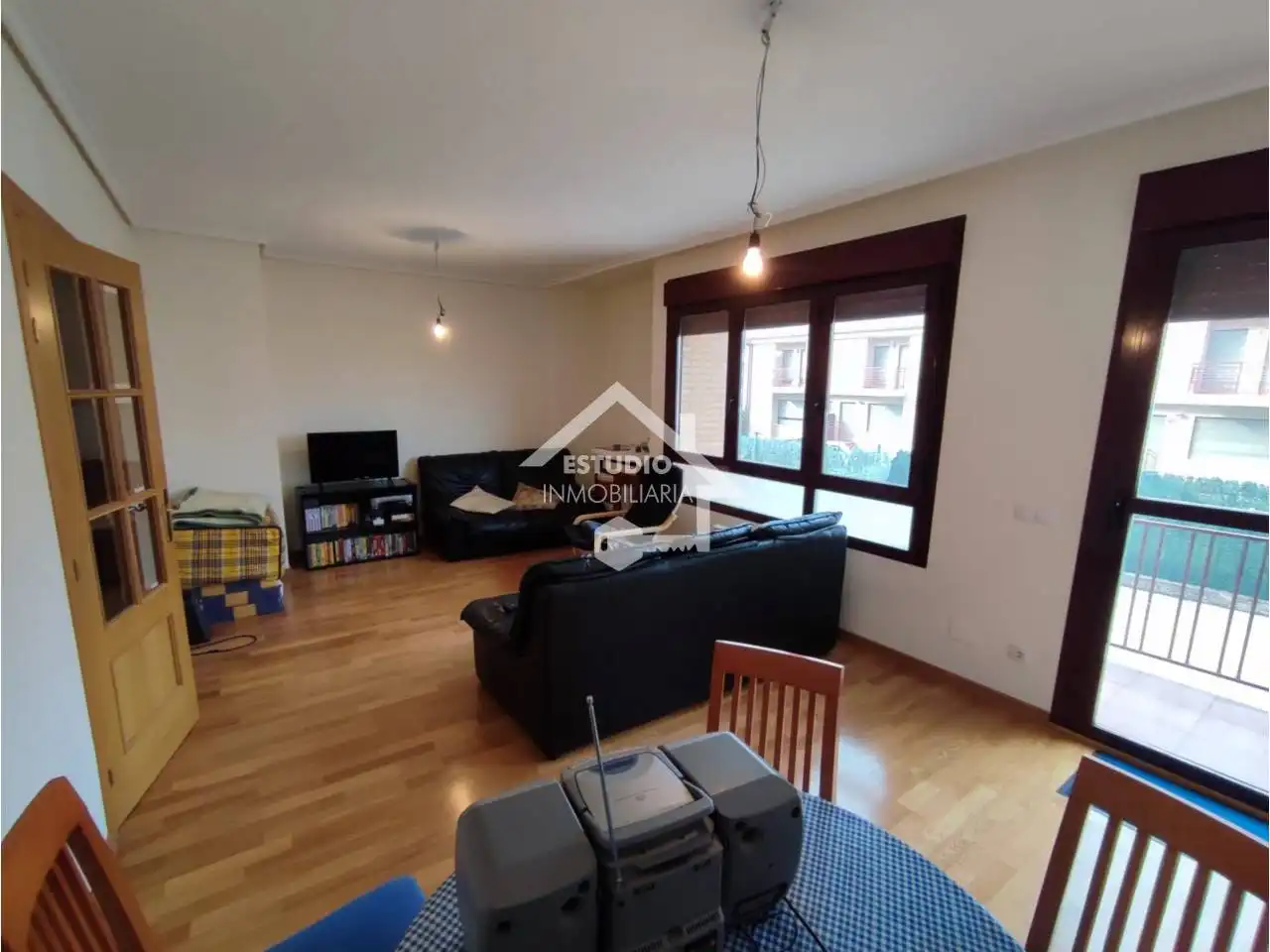 Living room of Detached homes for sale in Canillas de Río Tuerto  with Heating, Parquet flooring and Terrace