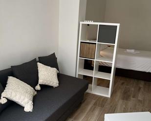 Bedroom of Study to share in  Madrid Capital  with Terrace