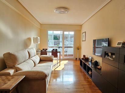 Living room of Flat for sale in Donostia - San Sebastián   with Heating, Terrace and Storage room