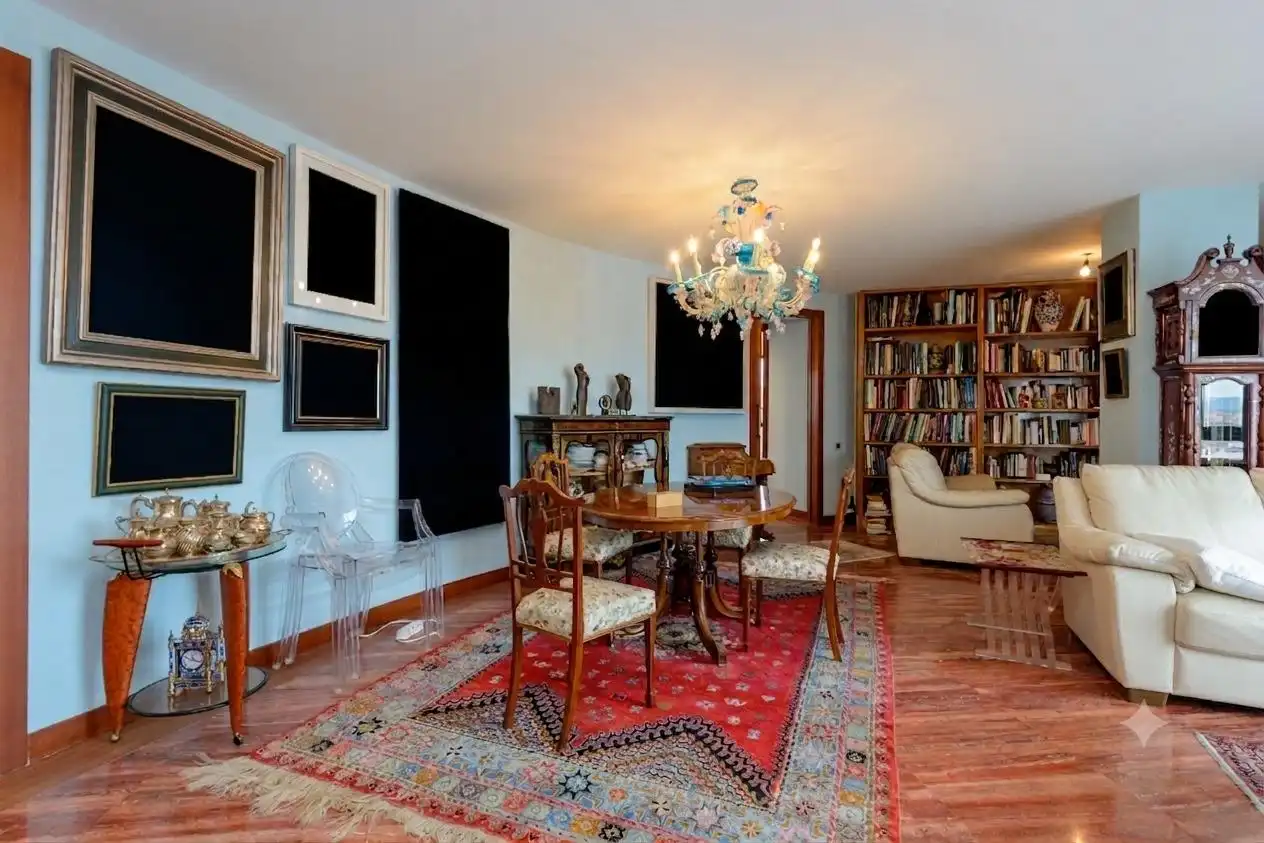 Living room of Flat for sale in Oviedo   with Heating and Jacuzzi