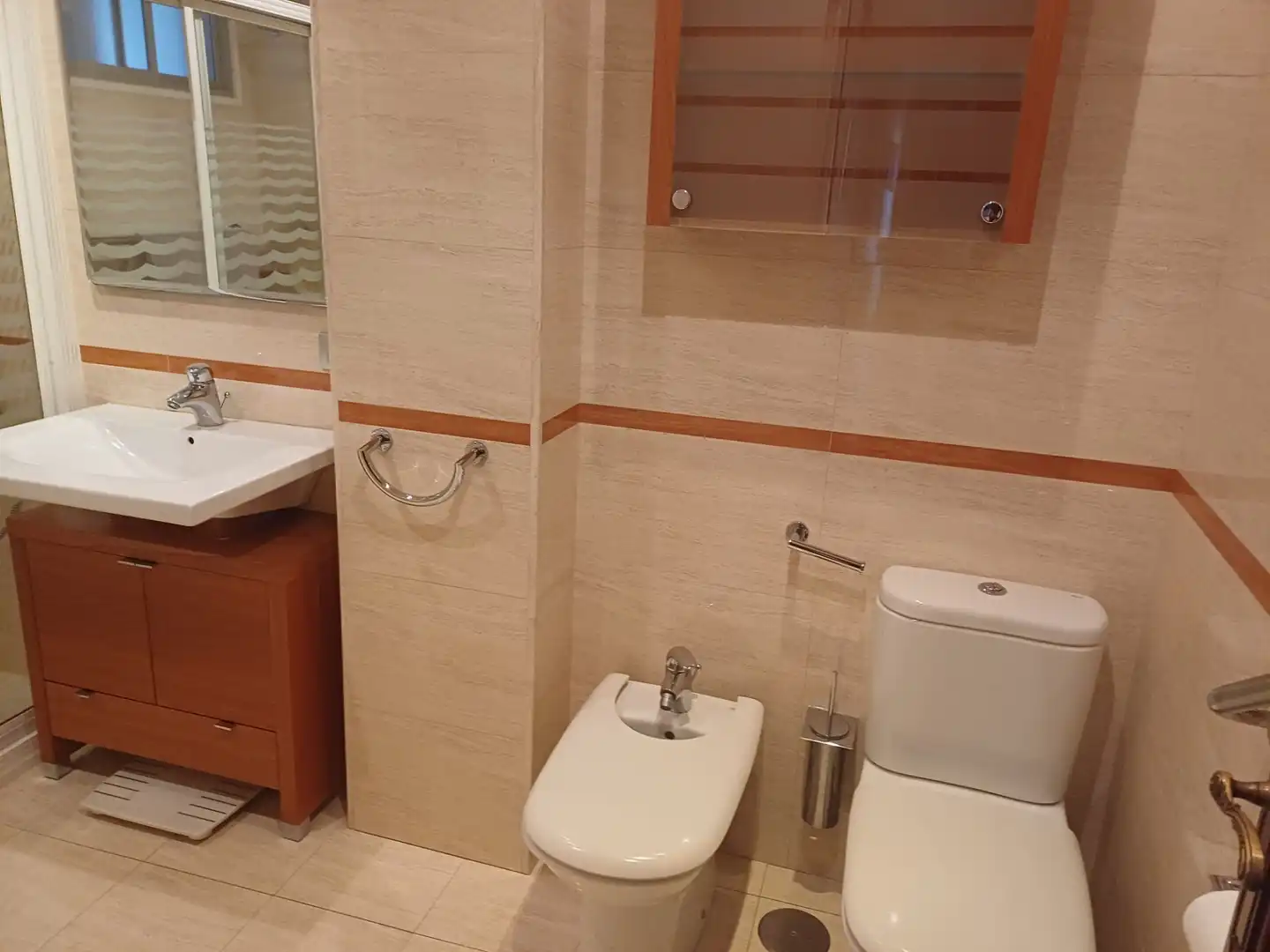 Bathroom of Flat for sale in A Coruña Capital   with Heating, Terrace and Storage room