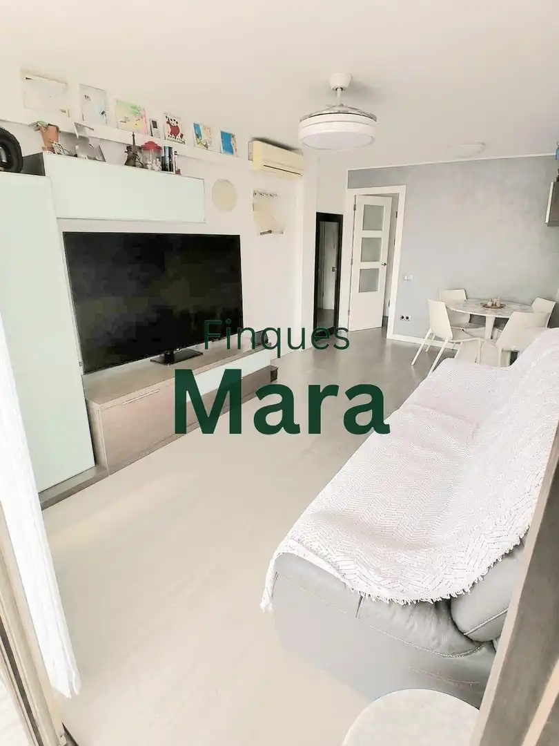 Habitación de Piso en venta en Sant Boi de Llobregat con Aire acondicionado y Balcón