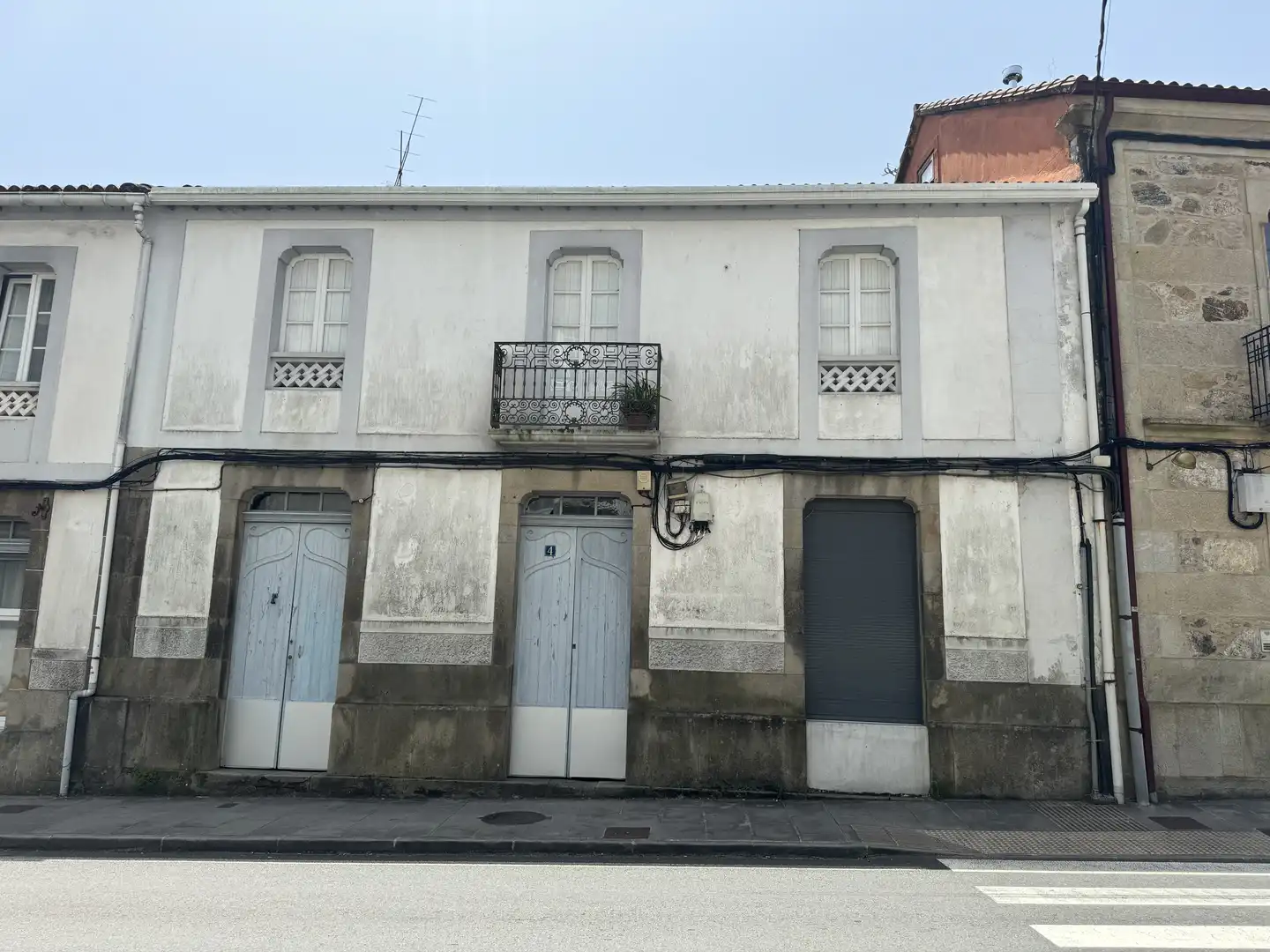 Casa rústica amb terrassa en venda a Avenida Compostela 8, imagen 3