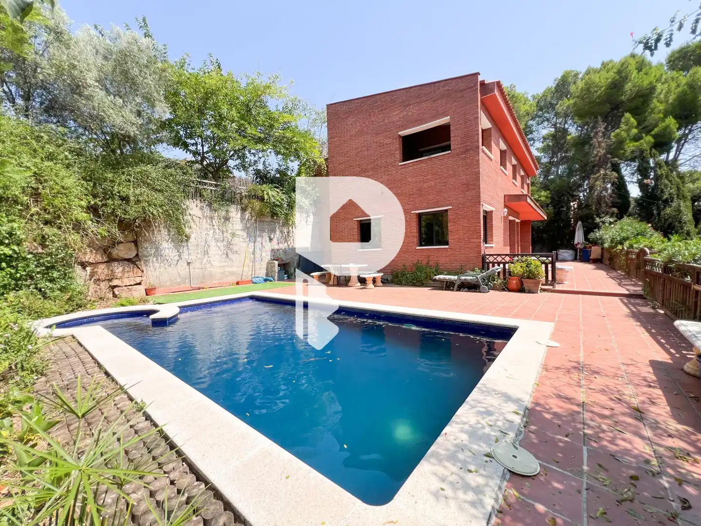Swimming pool of Houses for sale in Pallejà  with Heating, Private garden and Terrace