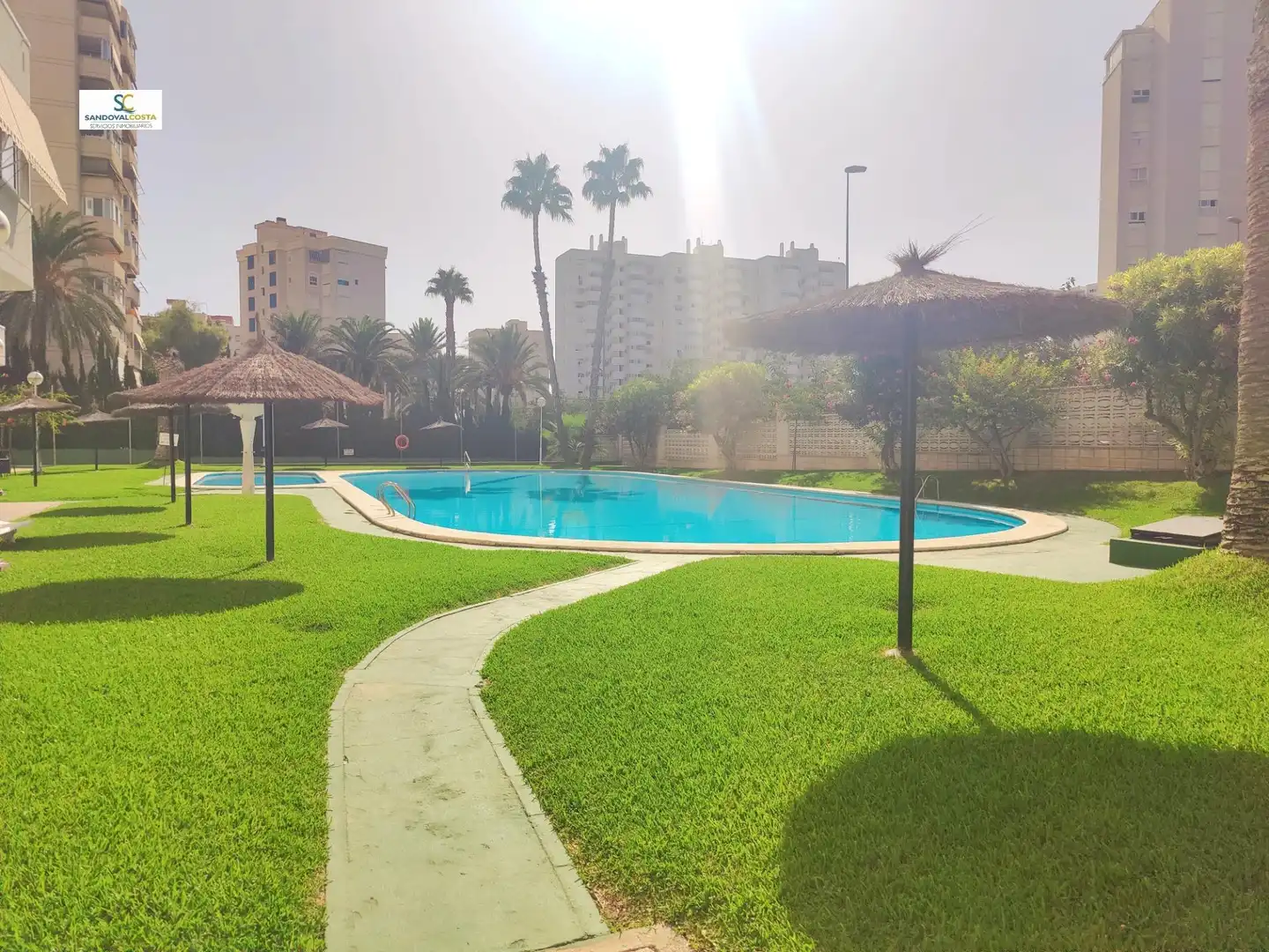 Piso con piscina en venta en Playa de San Juan - El Cabo de las Huertas