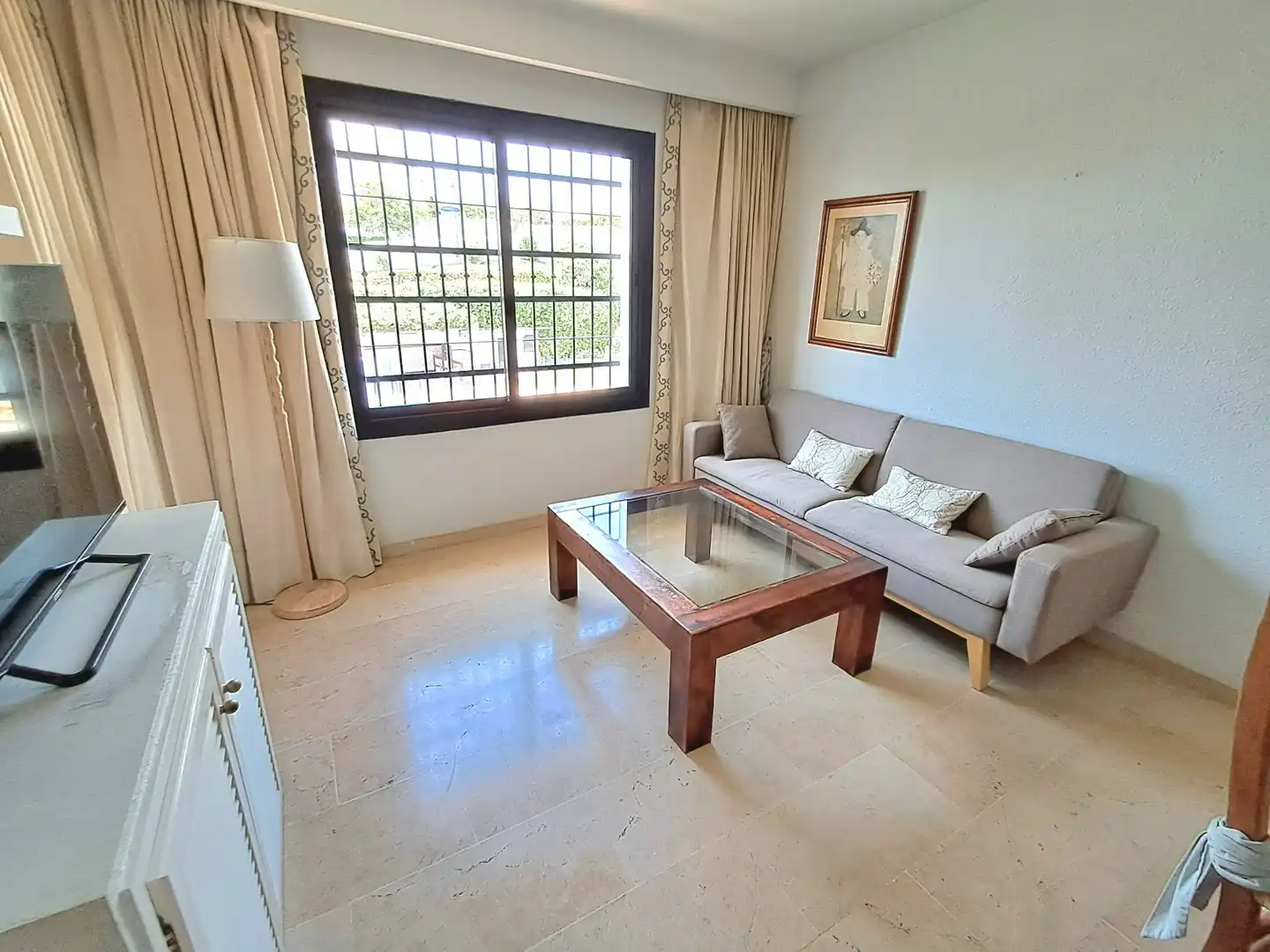 Sala d'estar de Apartament en venda en Benalmádena amb Terrassa i Piscina comunitària