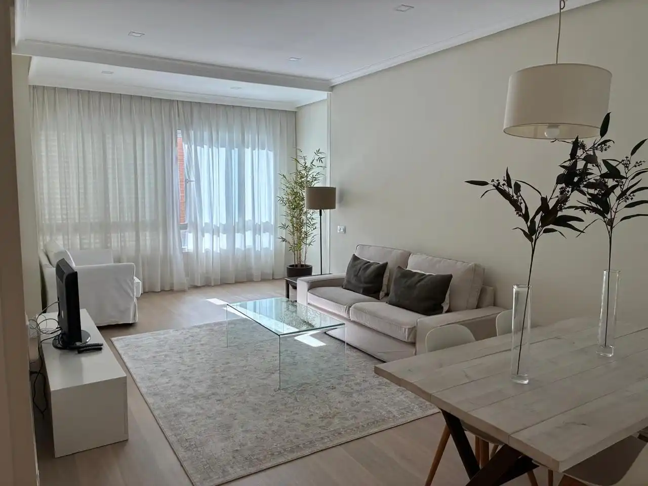 Wohnzimmer von Wohnungen zur Miete in Madrid mit Klimaanlage, Heizung und Möbliert