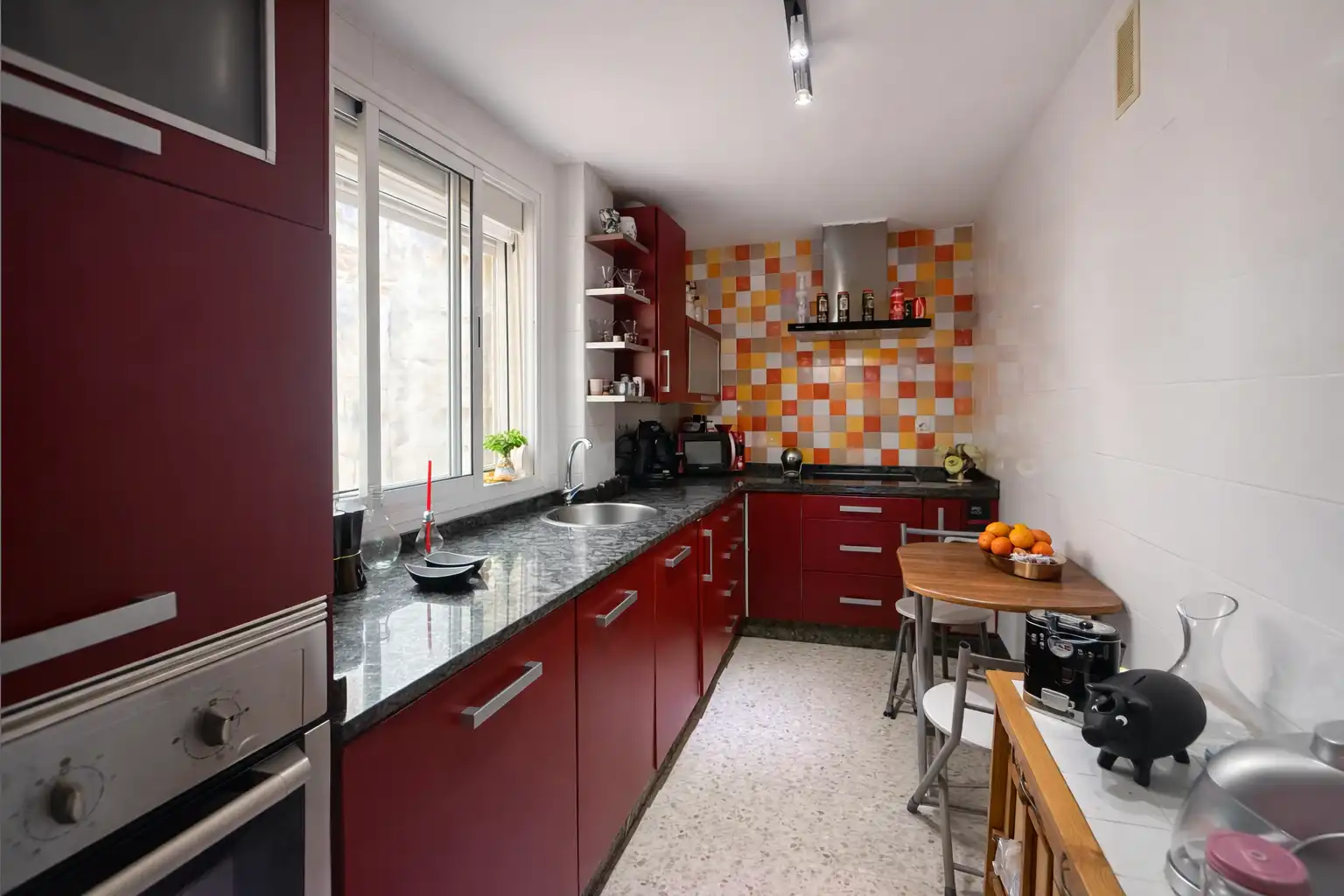 Kitchen of Flat for sale in Gibraleón  with Air Conditioner and Storage room