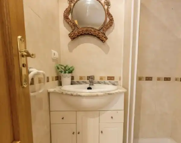 Baño de Planta baja en venta en Santa Pola con Aire acondicionado, Terraza y Trastero