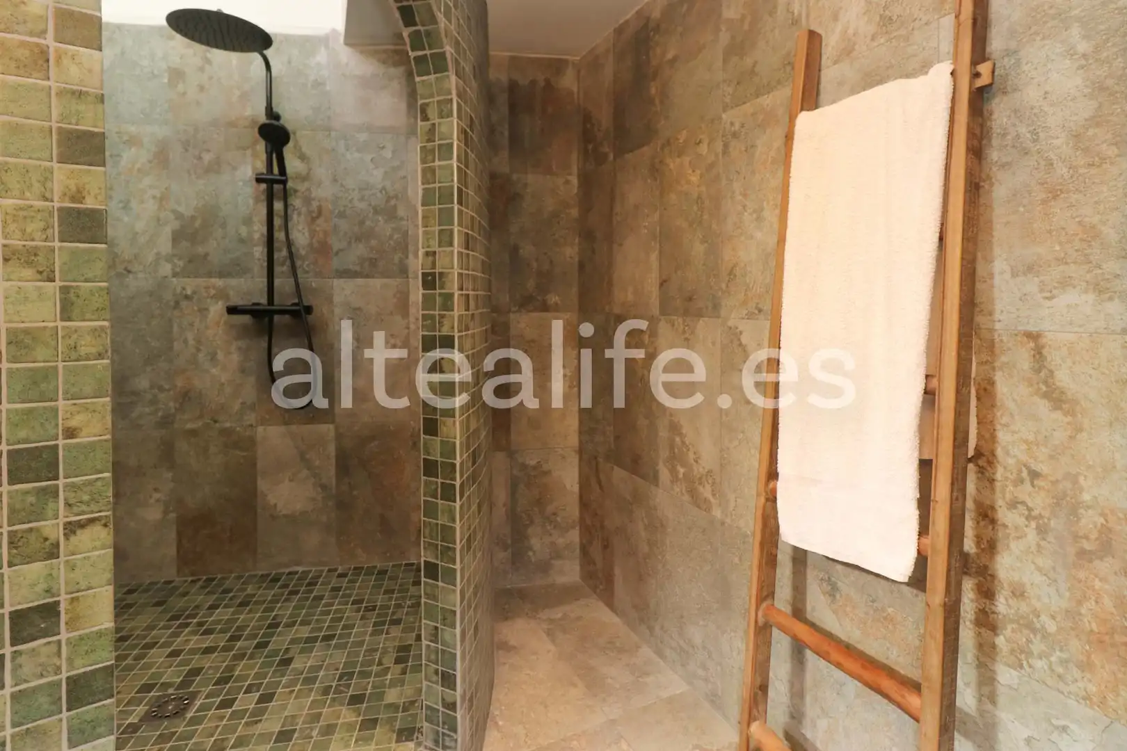 Detached homes for sale in Carrer Salamanca, Altea ciudad