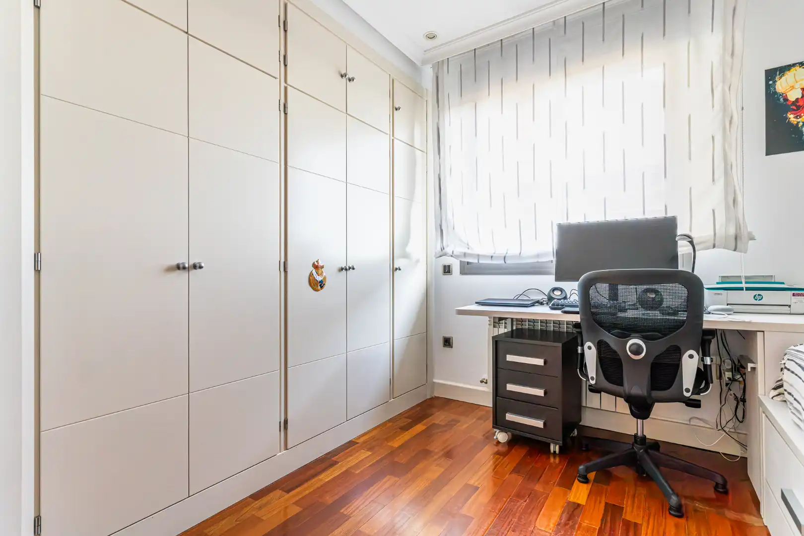 Schlafzimmer von Dachboden zum Verkauf in Majadahonda mit Klimaanlage, Heizung und Terrasse
