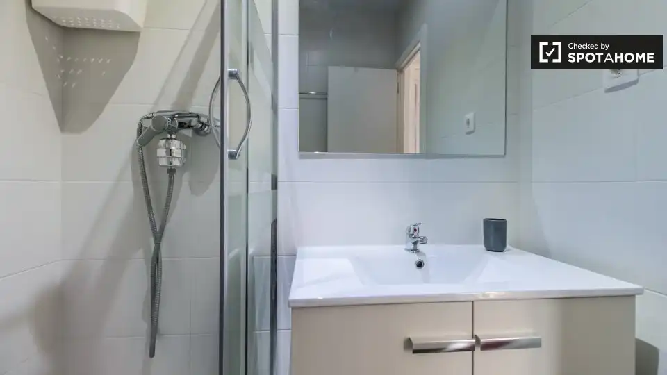 Flat with terrace to rent in Sants - Montjuïc, imagen 14