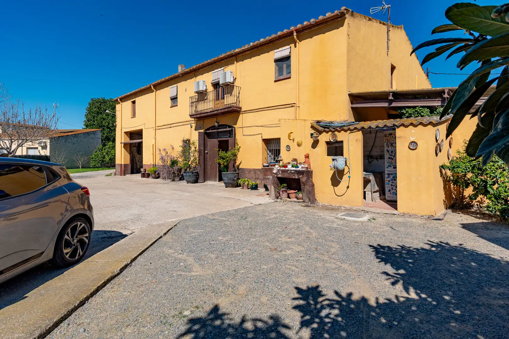 Vista exterior de Casa o chalet en venta en Verges con Aire acondicionado, Jardín privado y Piscina