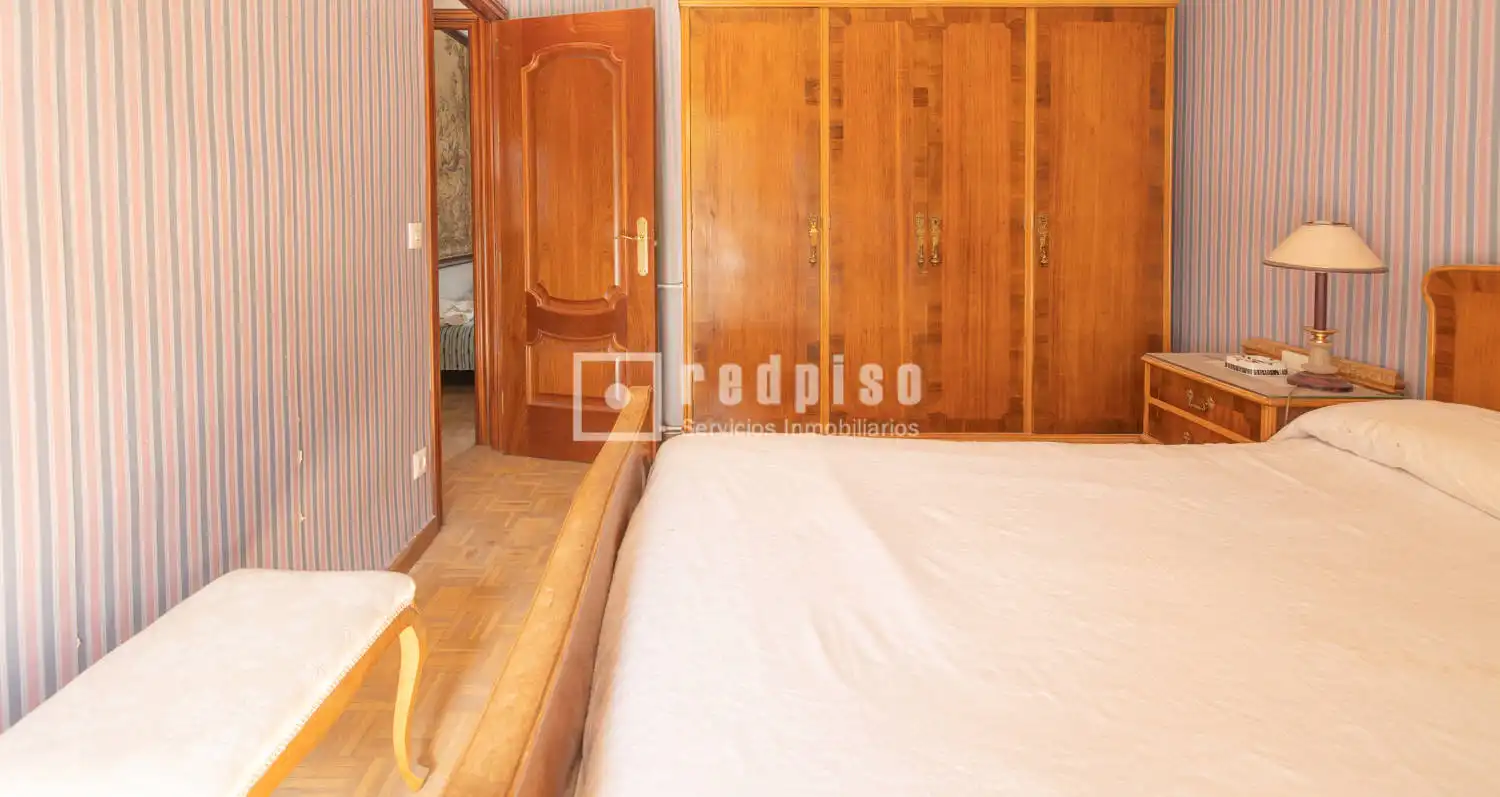 Bedroom of Flat for sale in Madrid  with Heating and Terrace