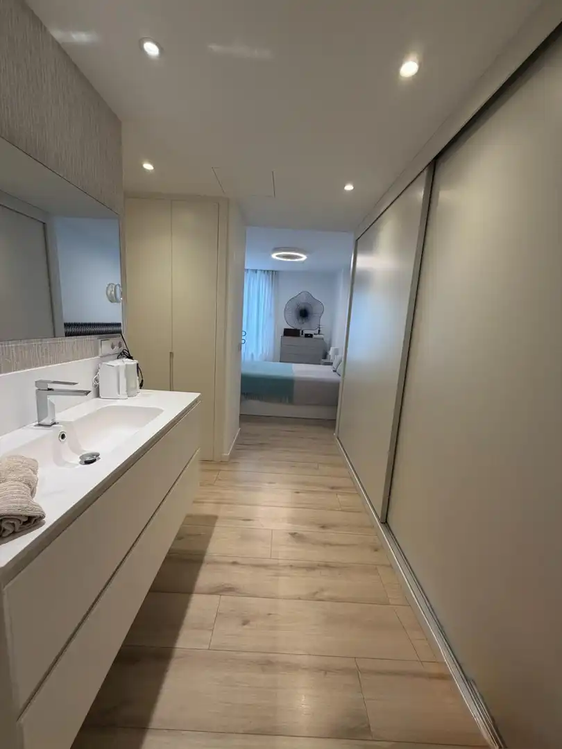 Bathroom of Flat for sale in  Palma de Mallorca  with Air Conditioner, Private garden and Terrace