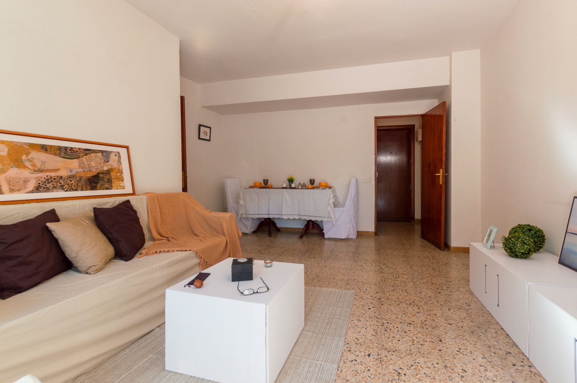 Pis en venda a Avenida Reyes Católicos, Reyes Católicos