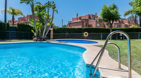 Foto 2 de Apartamento en venta en Centro, Estepona