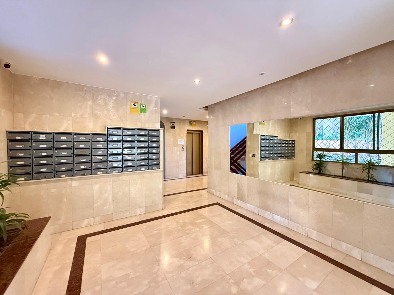 Flat for sale in Roquetas de Mar  with Air Conditioner, Terrace and Community pool