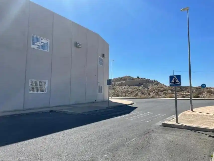 Exterior view of Industrial buildings for sale in Mutxamel