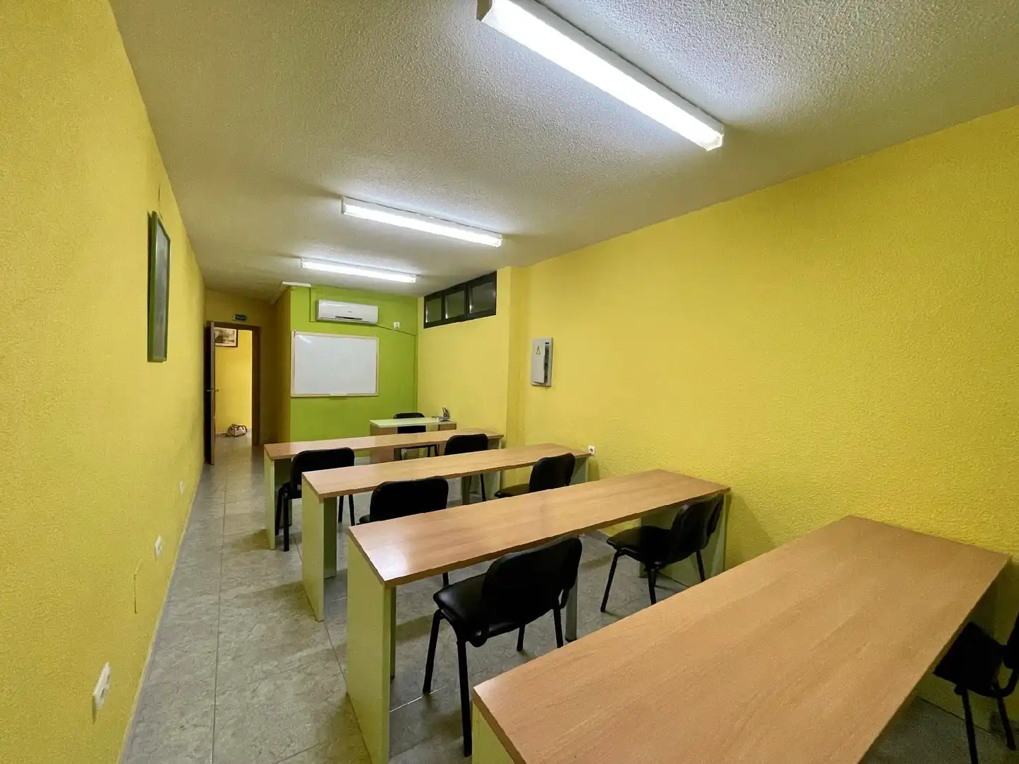 Geschaftsraum zur Miete in Malpartida de Plasencia