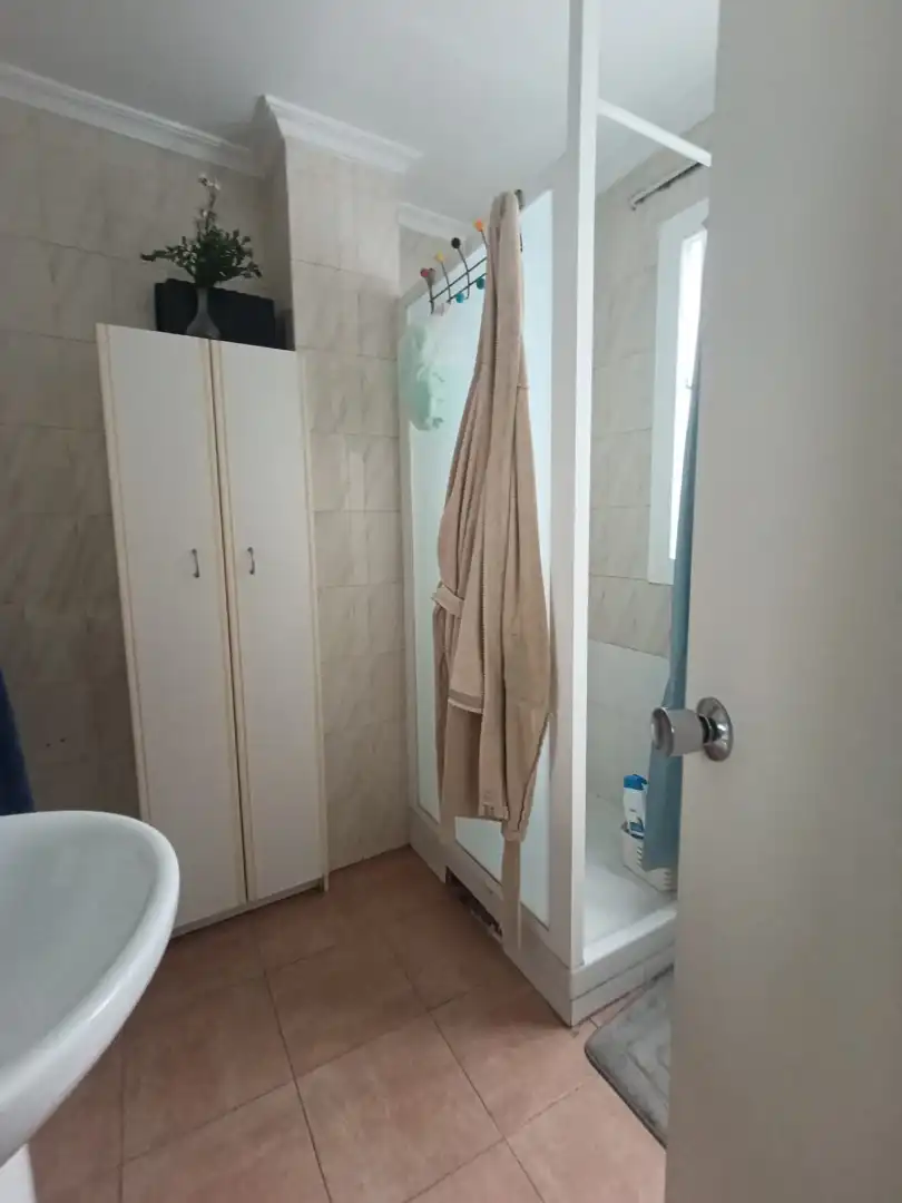 Baño de Piso de alquiler en Málaga con Amueblado