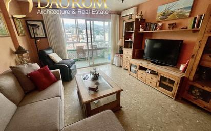 Living room of Flat for sale in Málaga Capital  with Air Conditioner, Terrace and Balcony