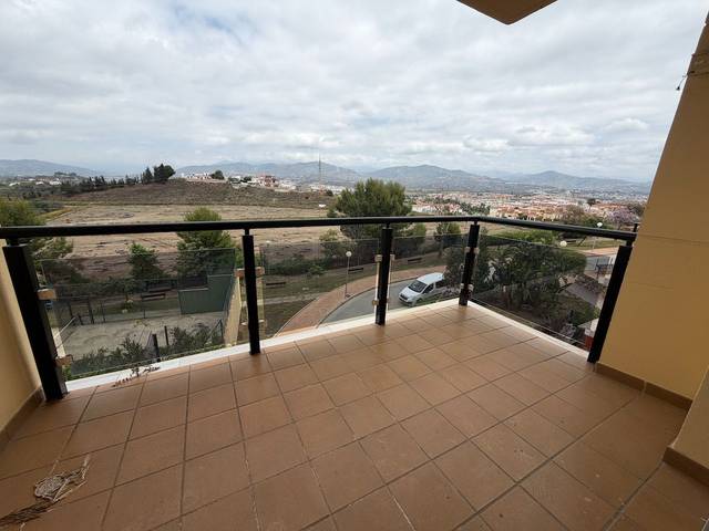 Dúplex en Venta en campo de borja en Viña Málaga