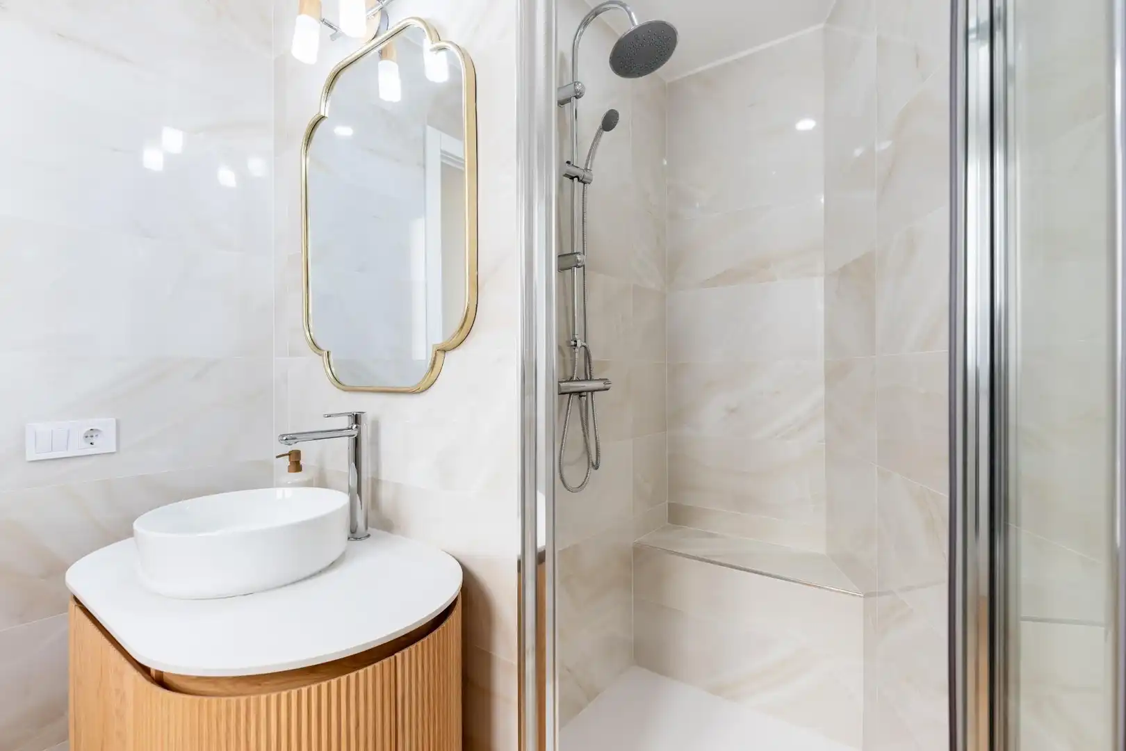 Baño de Piso en venta en  Palma de Mallorca con Aire acondicionado, Calefacción y Terraza