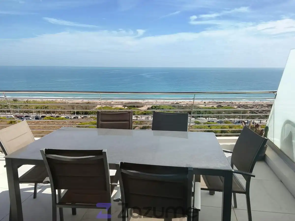 Terraza de Apartamento de alquiler en Los Arenales del Sol