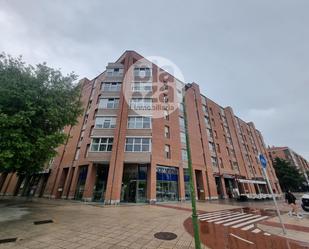 Exterior view of Flat to rent in Burgos Capital  with Heating, Terrace and Furnished