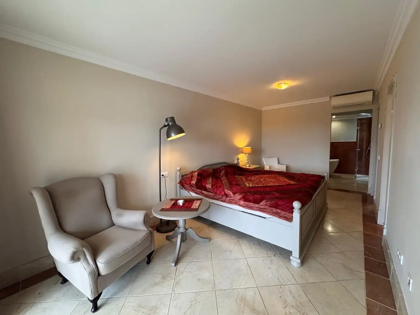 Detached house with pool for sale in Selwo, imagen 27