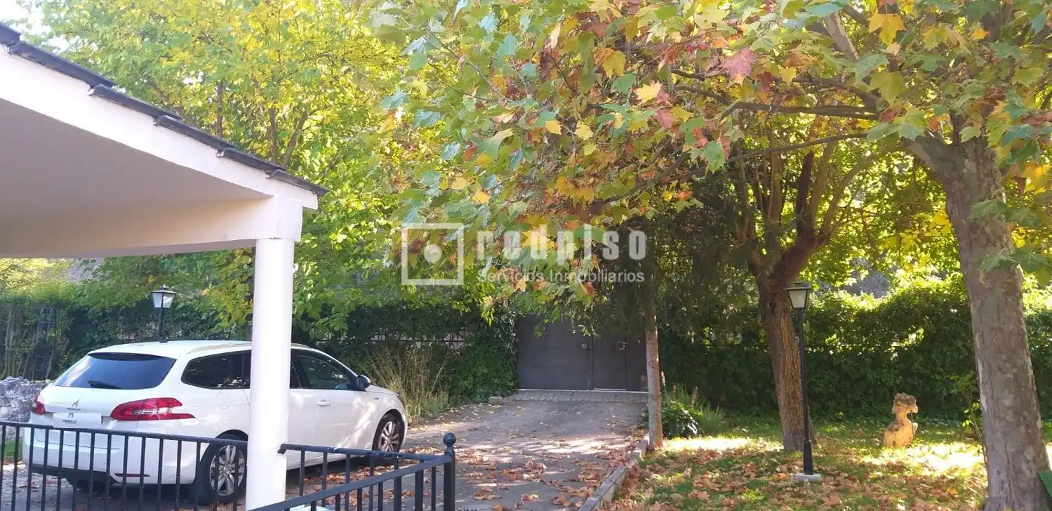 Exterior view of Houses for sale in Hontoba  with Heating, Storage room and Alarm