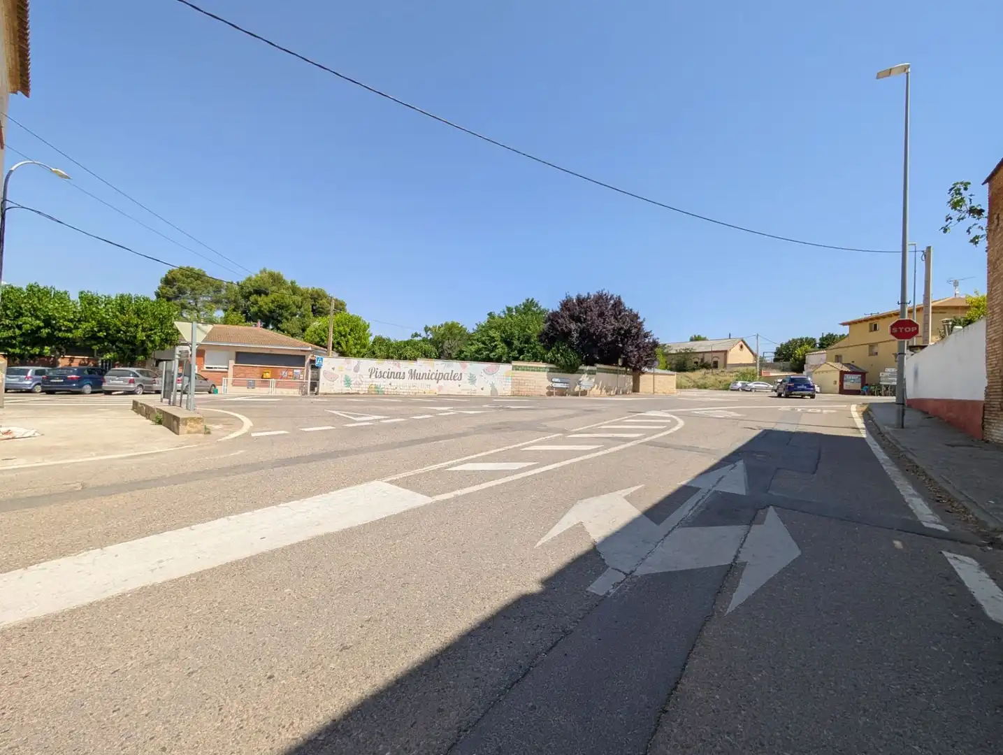 Vista exterior de Casa adosada en venda en La Puebla de Híjar amb Calefacció, Terrassa i Traster