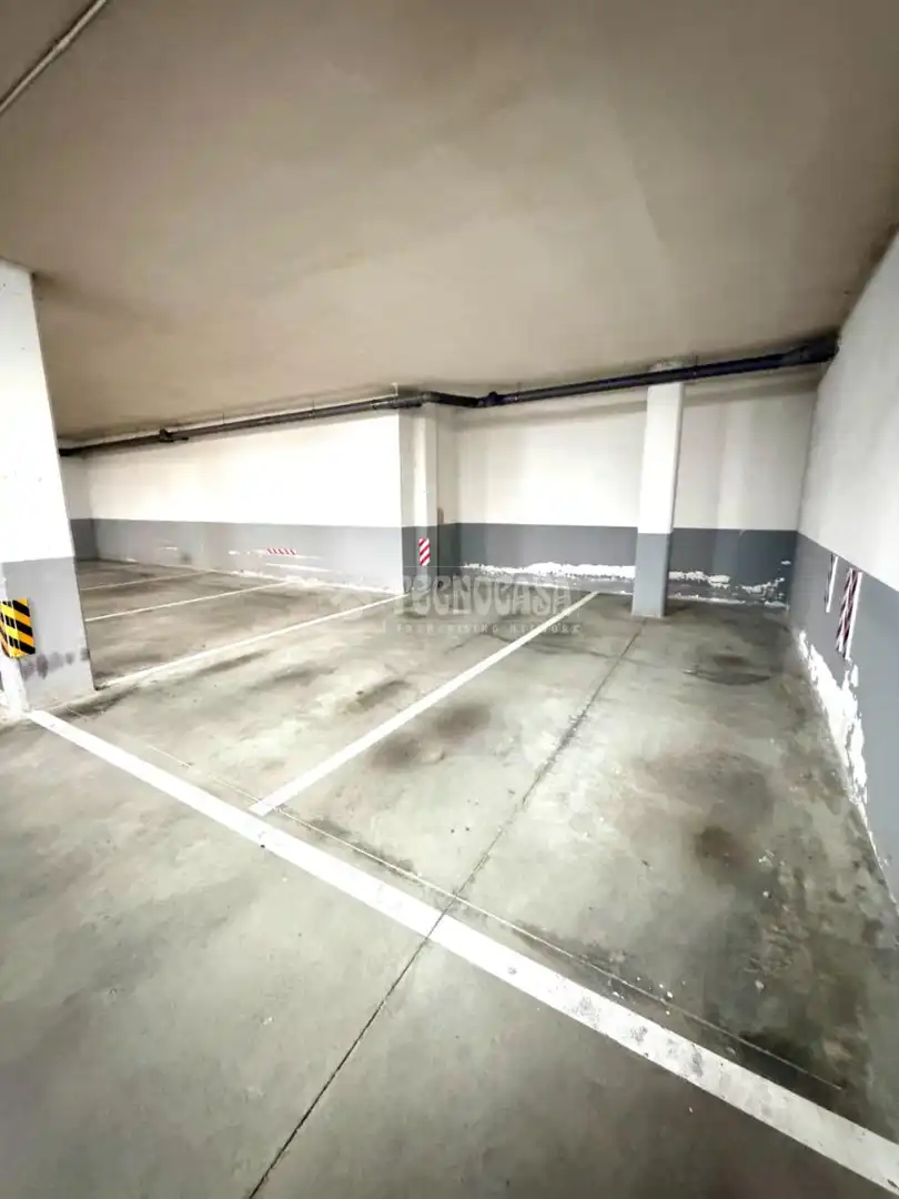 Parking of Flat for sale in Arganda del Rey  with Air Conditioner, Heating and Parquet flooring