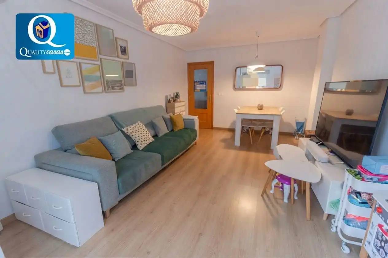 Flat with terrace for sale in Norte, imagen 3