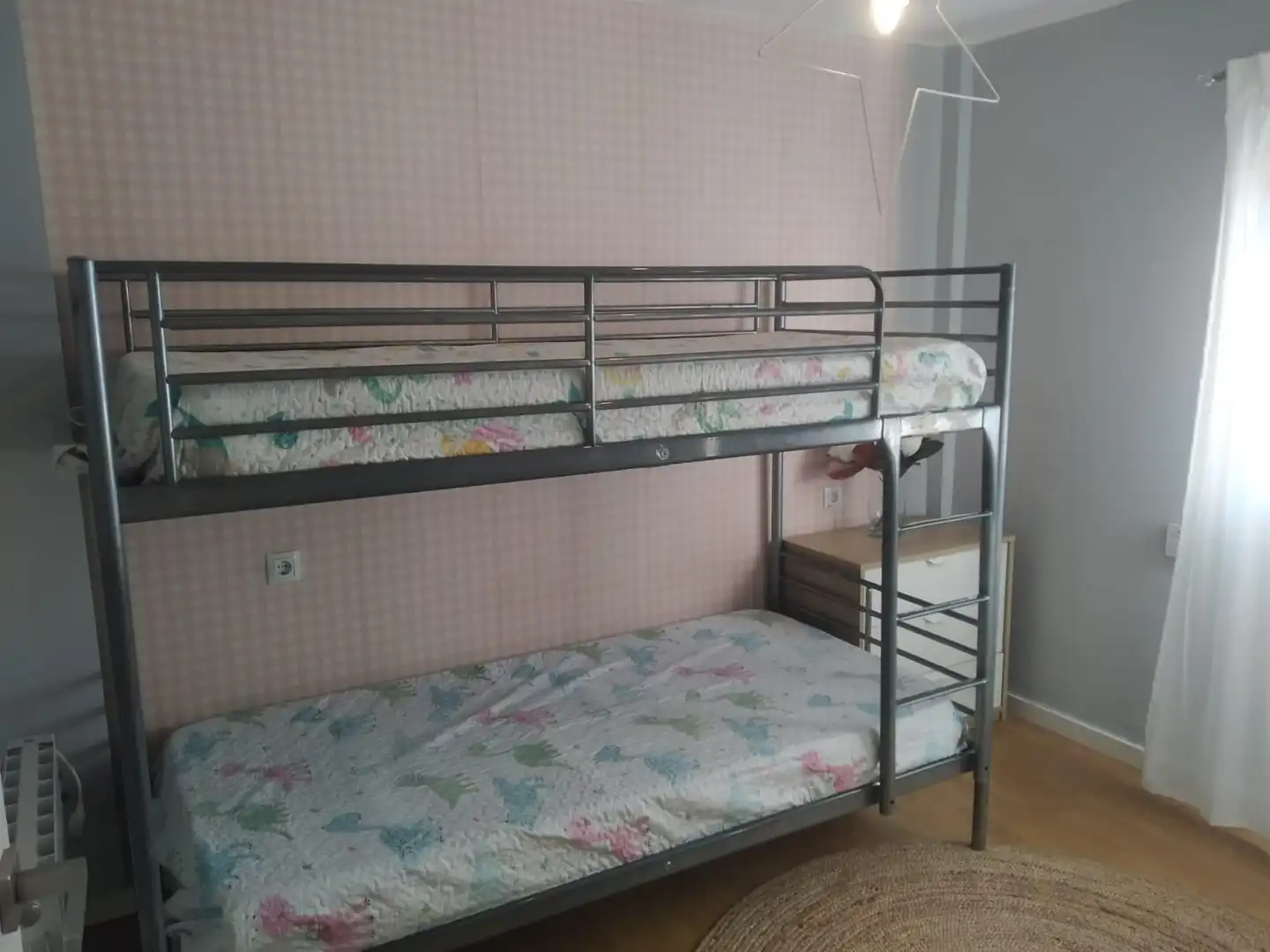 Habitación de Piso en venta en Rontegui - Pormetxeta