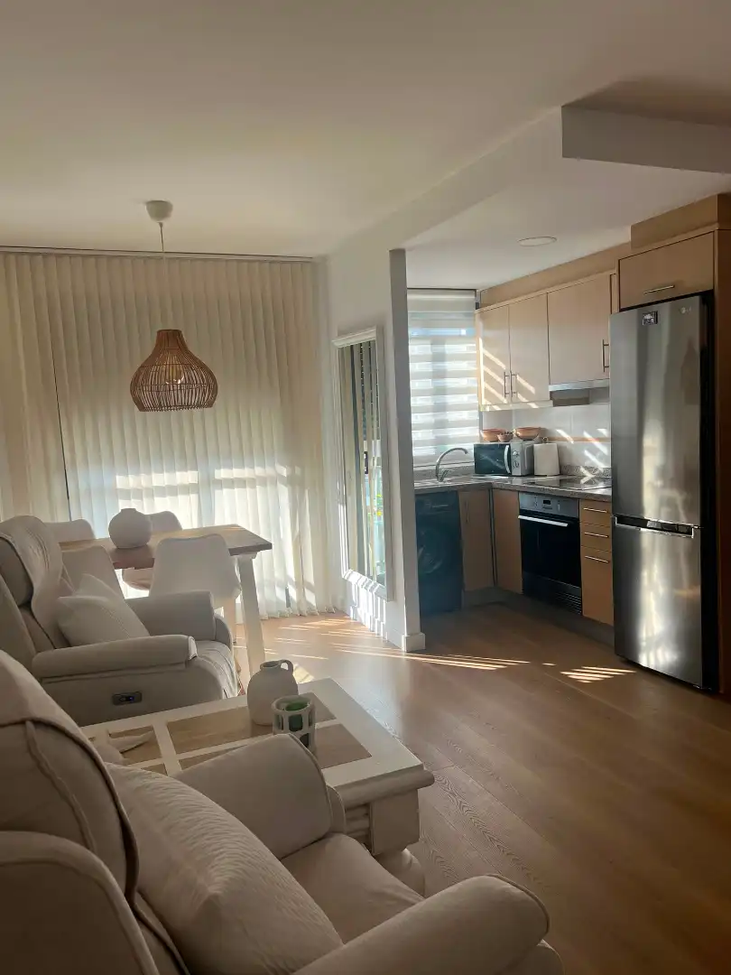 Piso con terraza en venta en Carrer Doctor Miguel Vivó 14, imagen 3