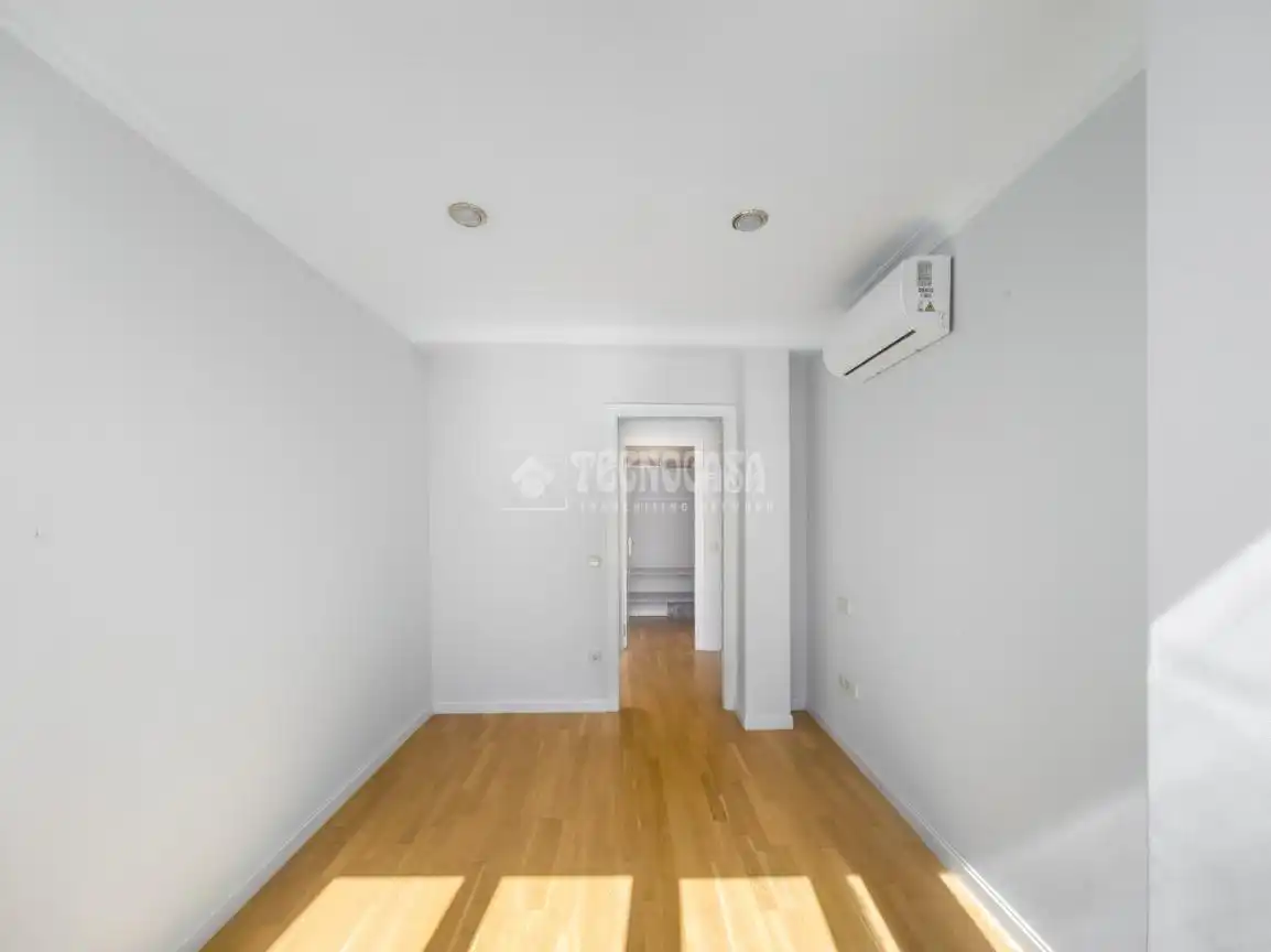 Habitación de Piso en venta en Madrid