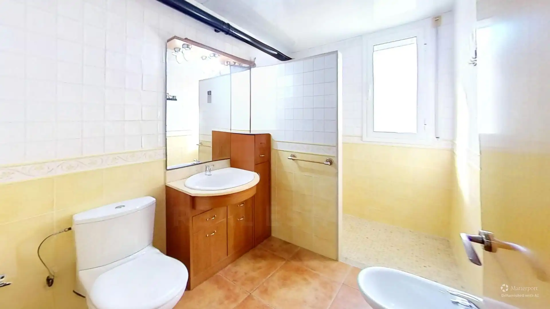 Bathroom of Houses for sale in El Vendrell  with Air Conditioner, Heating and Terrace