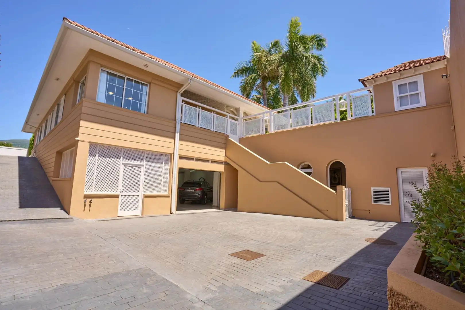 Vista exterior de Casa o chalet en venta en Santa Úrsula con Aire acondicionado, Calefacción y Jardín privado
