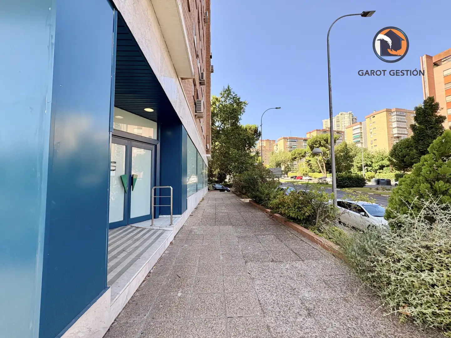 Vista exterior de Local en venta en Madrid con Aire acondicionado, Calefacción y Internet