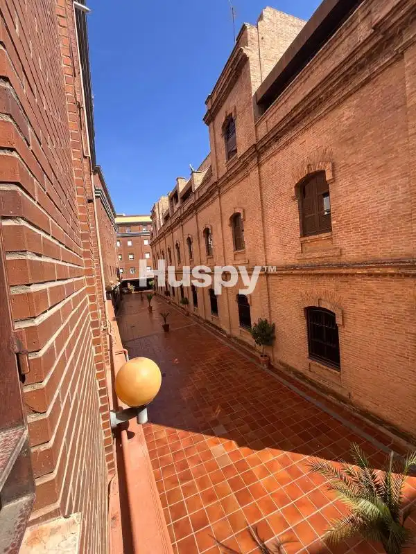 Vista exterior de Casa o xalet de lloguer en Nervión