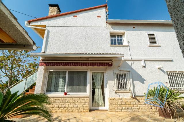 Casa-chalet en Venta en Carrer de Salou en Mas Trader - Corral d'En Tort - Corral d'En Cona