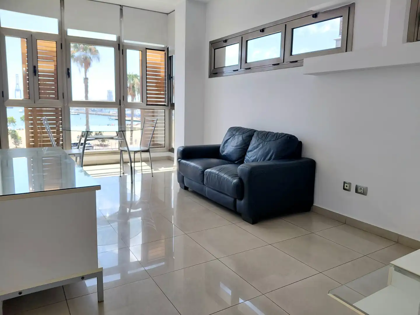 Living room of Flat for rent in Las Palmas de Gran Canaria  with Furnished, Oven and Washing machine