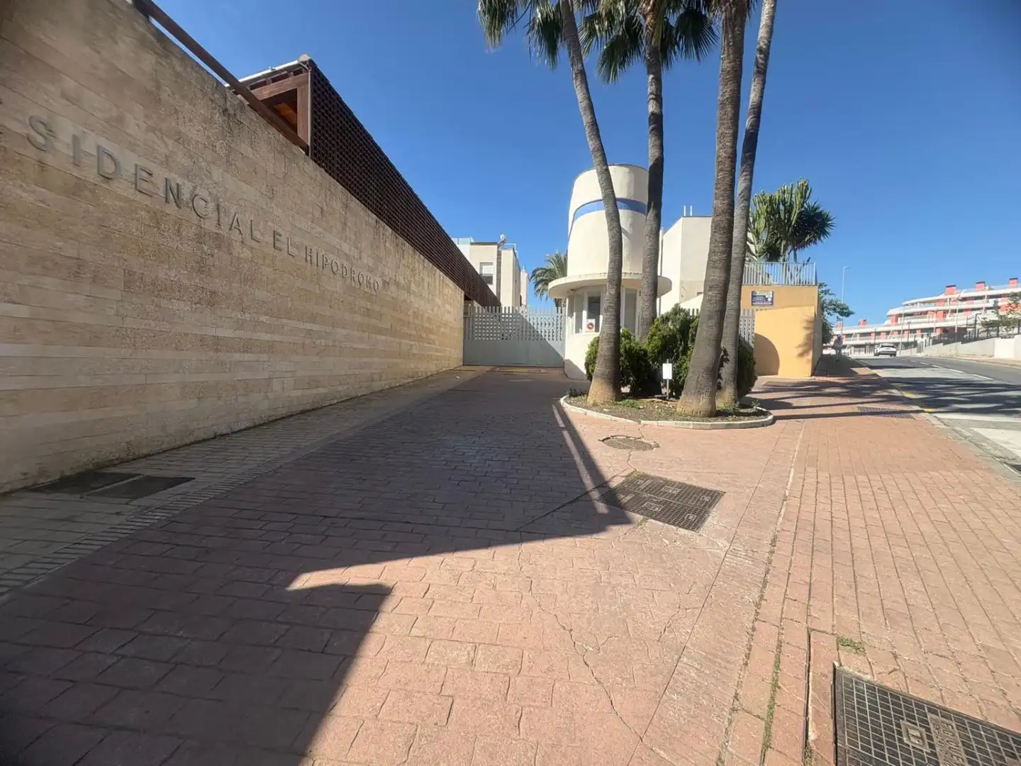Vista exterior de Casa adosada en venta en Mijas con Aire acondicionado, Calefacción y Terraza