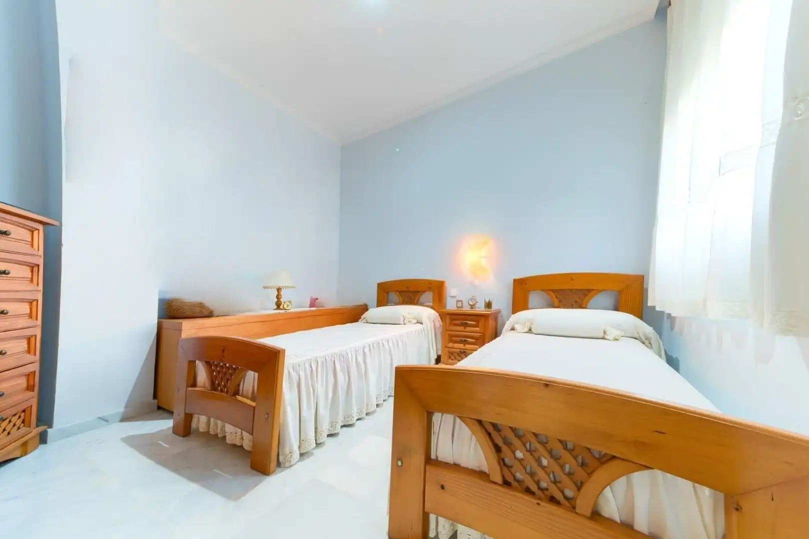 Bedroom of Houses for sale in Espartinas  with Air Conditioner, Private garden and Terrace