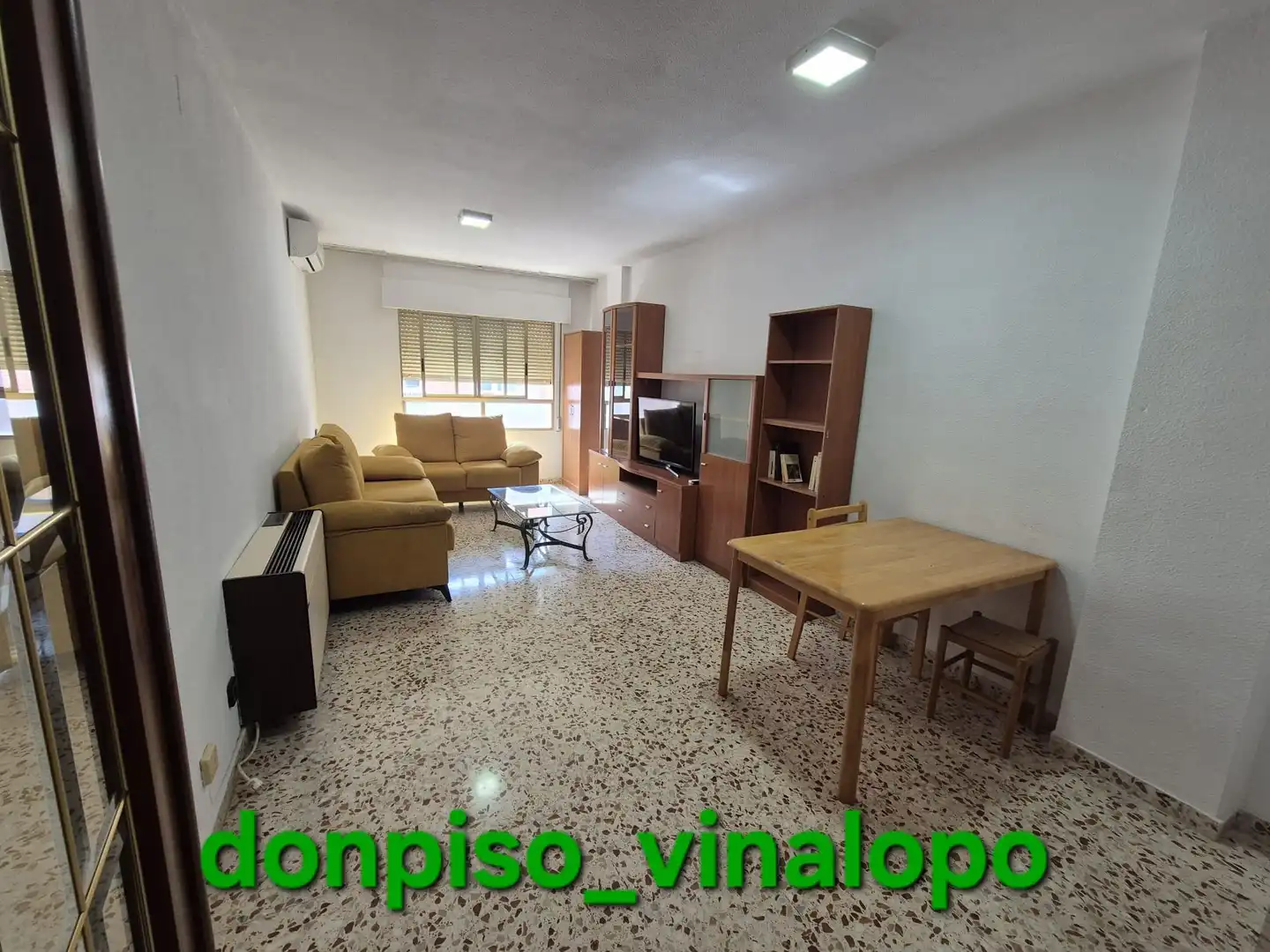 Living room of Apartments for sale in Elda  with Air Conditioner and Heating