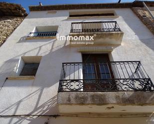 Vista exterior de Casa o xalet en venda en Paüls amb Terrassa