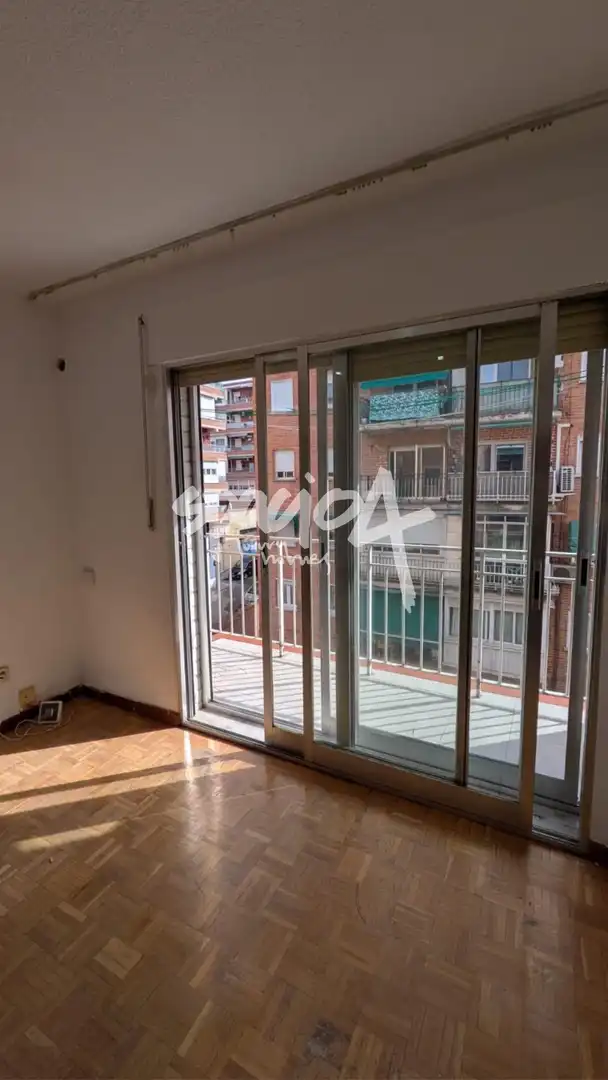 Wohnung mit Terrasse zum Verkauf in Calle Calle Salamanca