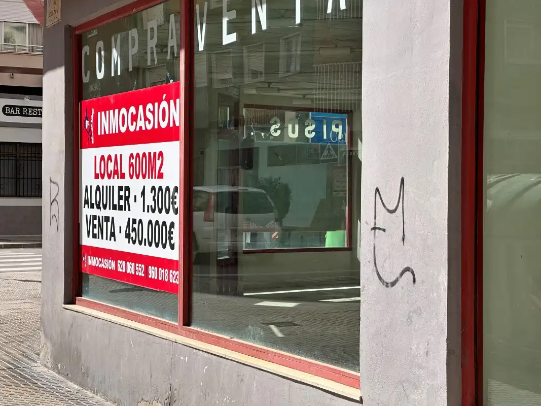 Gewerbefläche zur Miete in Carrer de Plus Ultra, imagen 4